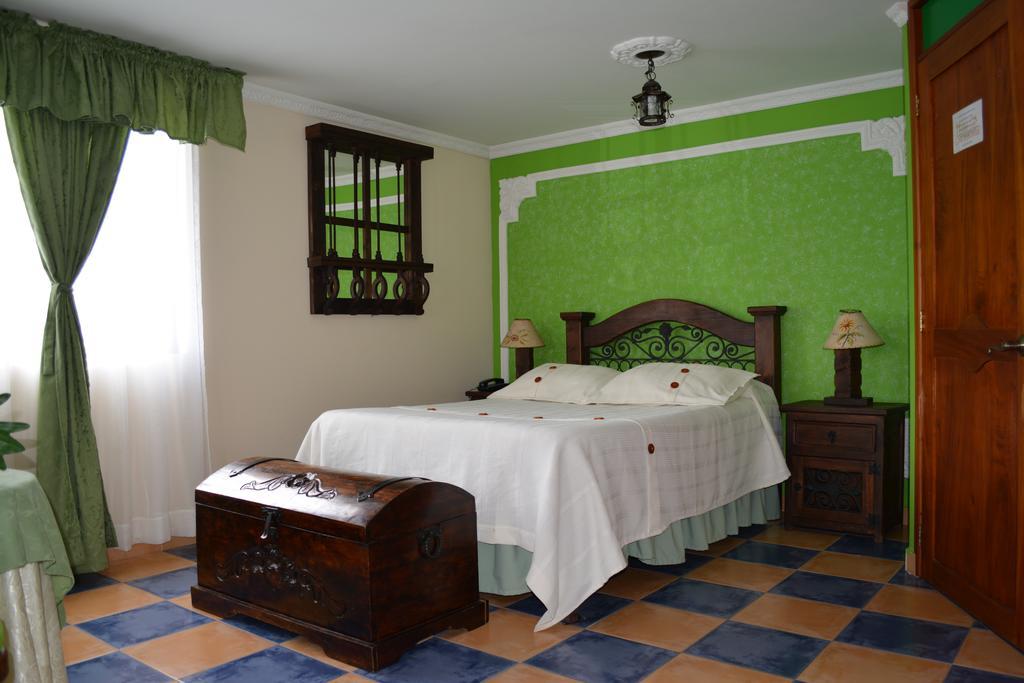 Hotel Casa Colonial Santa Rosa De Cabal Camera foto