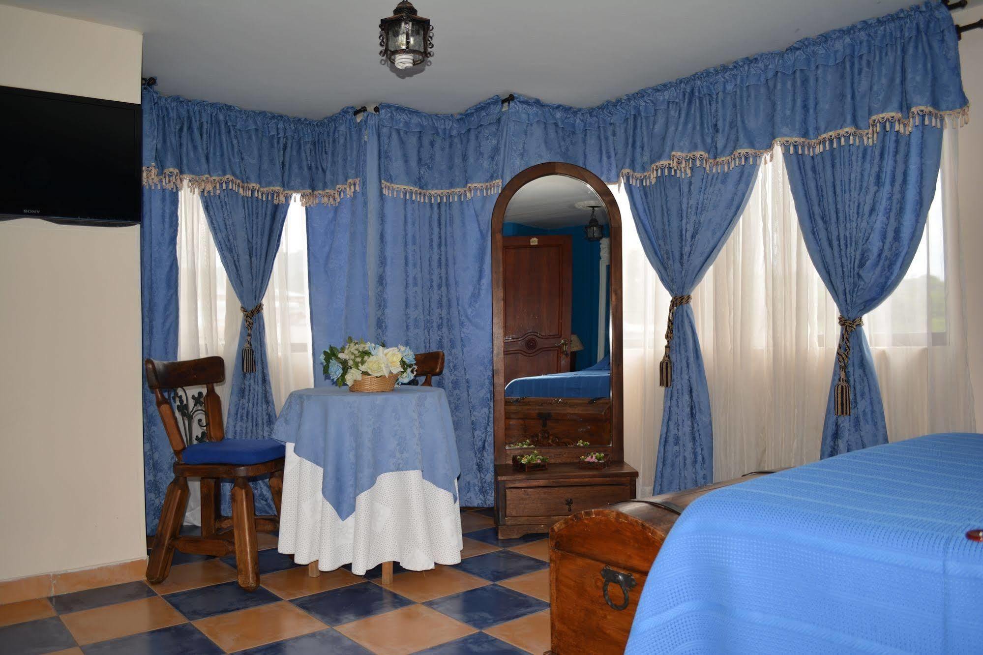 Hotel Casa Colonial Santa Rosa De Cabal Esterno foto